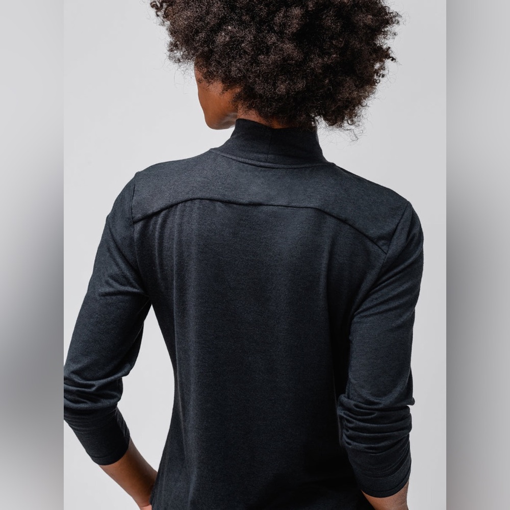 Ministry of Supply | Composite Merino Long Sleeve Mock Neck | Black - Picture 4 of 5